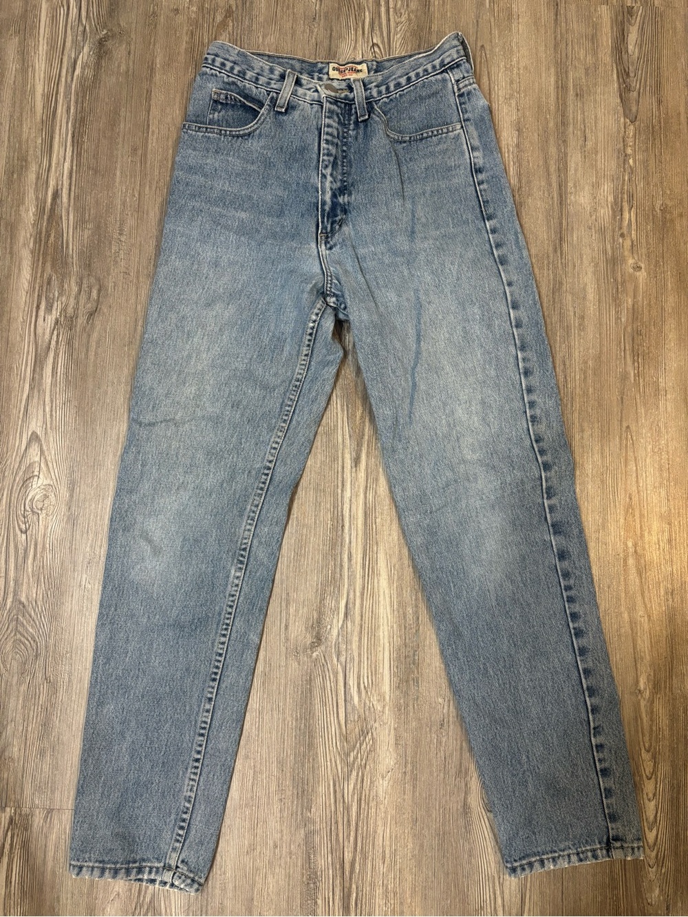 Vintage Guess Women’s Slim Straight Jeans in Light Blue Denim